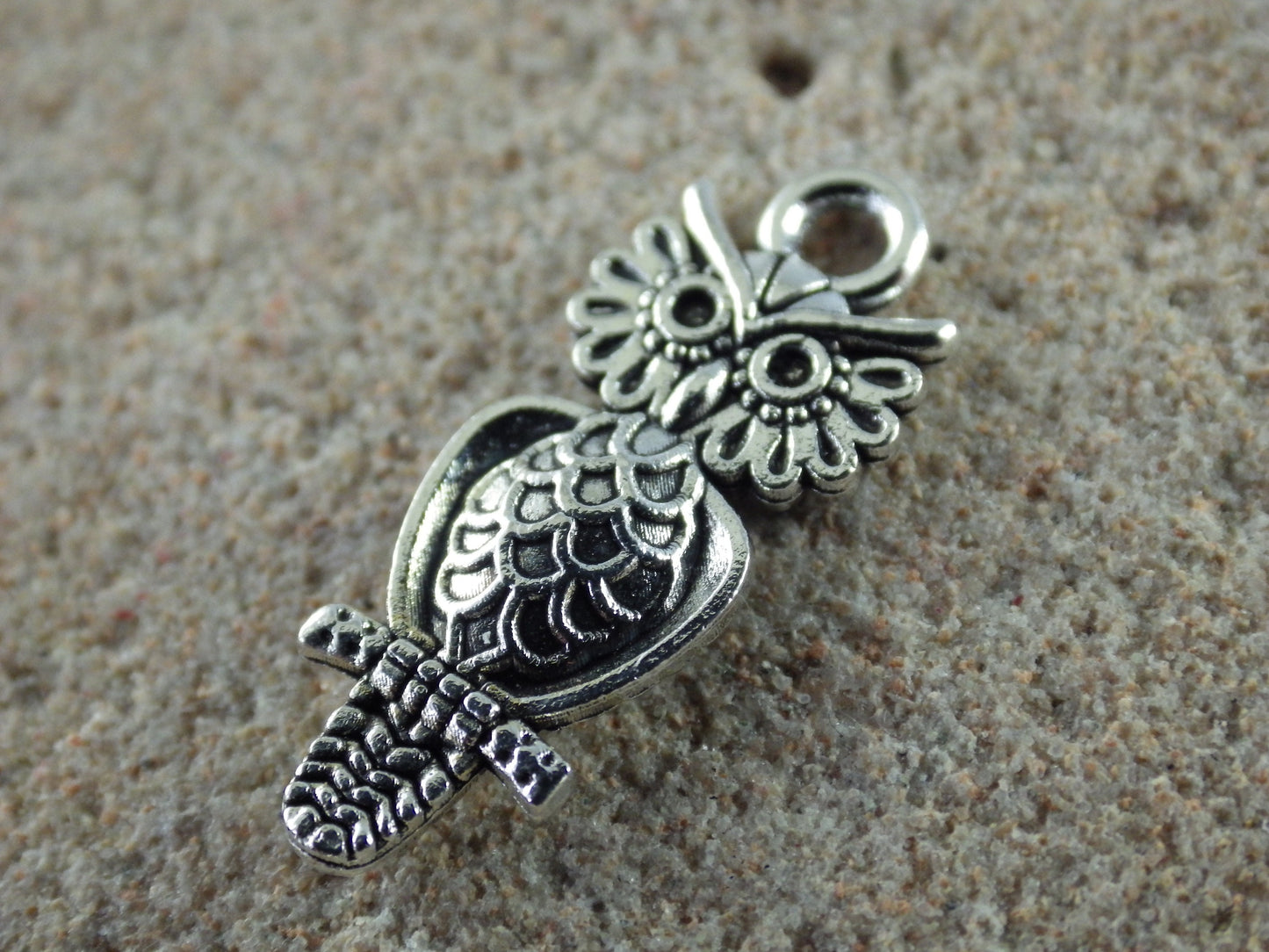 12 x Bird, Butterfly & Insect Charms Pendants, Silver Swallow Owl Crow Raven Bee Dragonfly Nature Charms, Jewellery Making Supplies UK