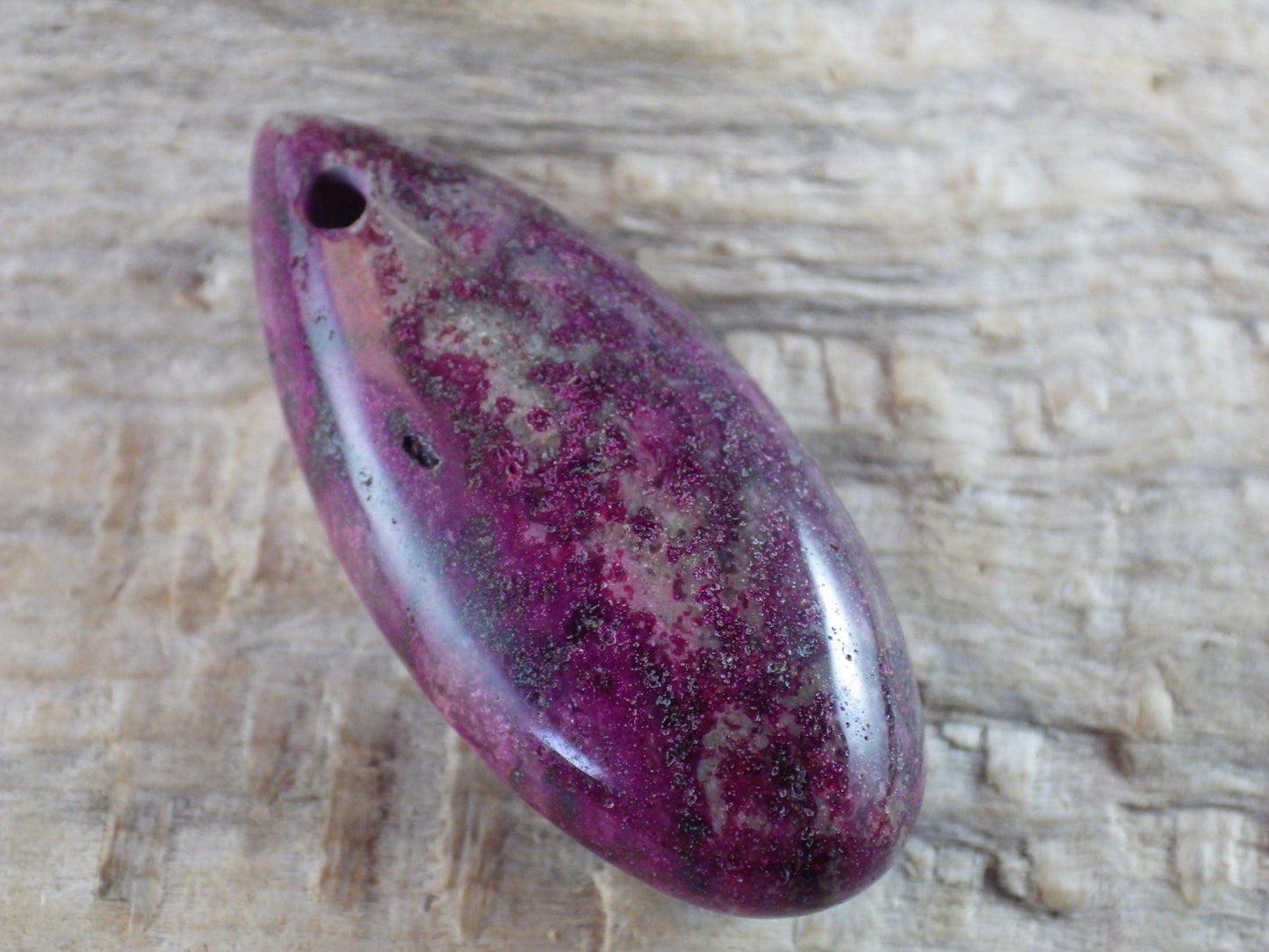 Mookaite Jasper Teardrop Pendant 35x15mm A8