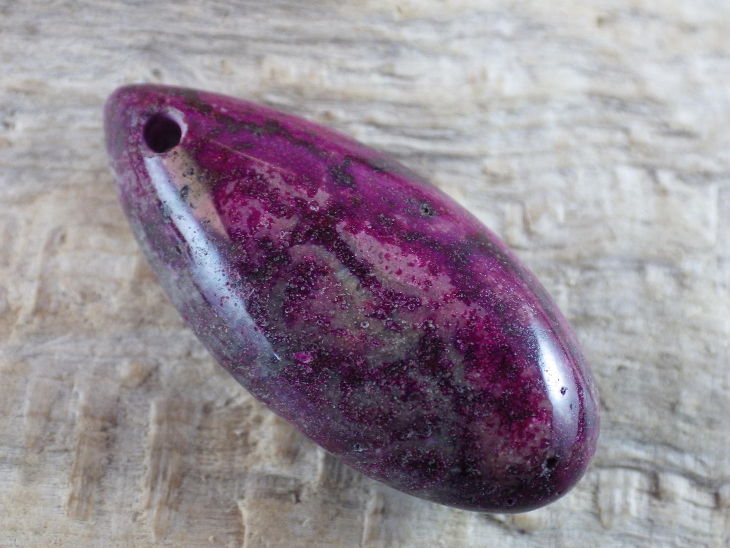 Mookaite Jasper Teardrop Pendant 35x15mm A8