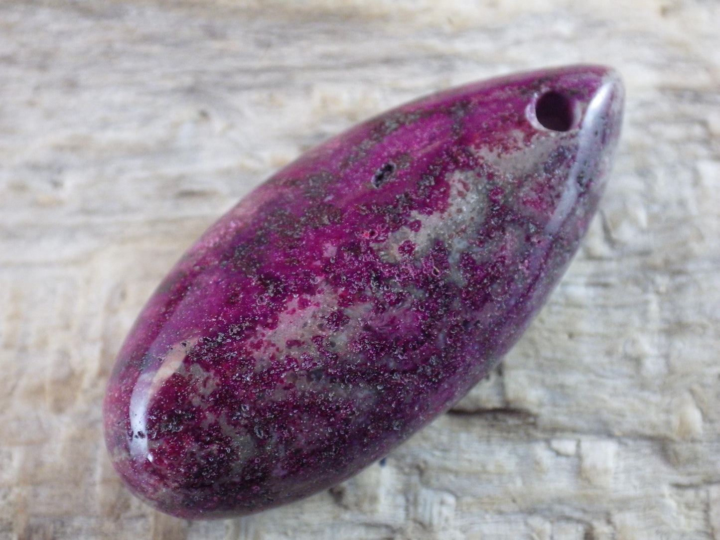 Mookaite Jasper Teardrop Pendant 35x15mm A8