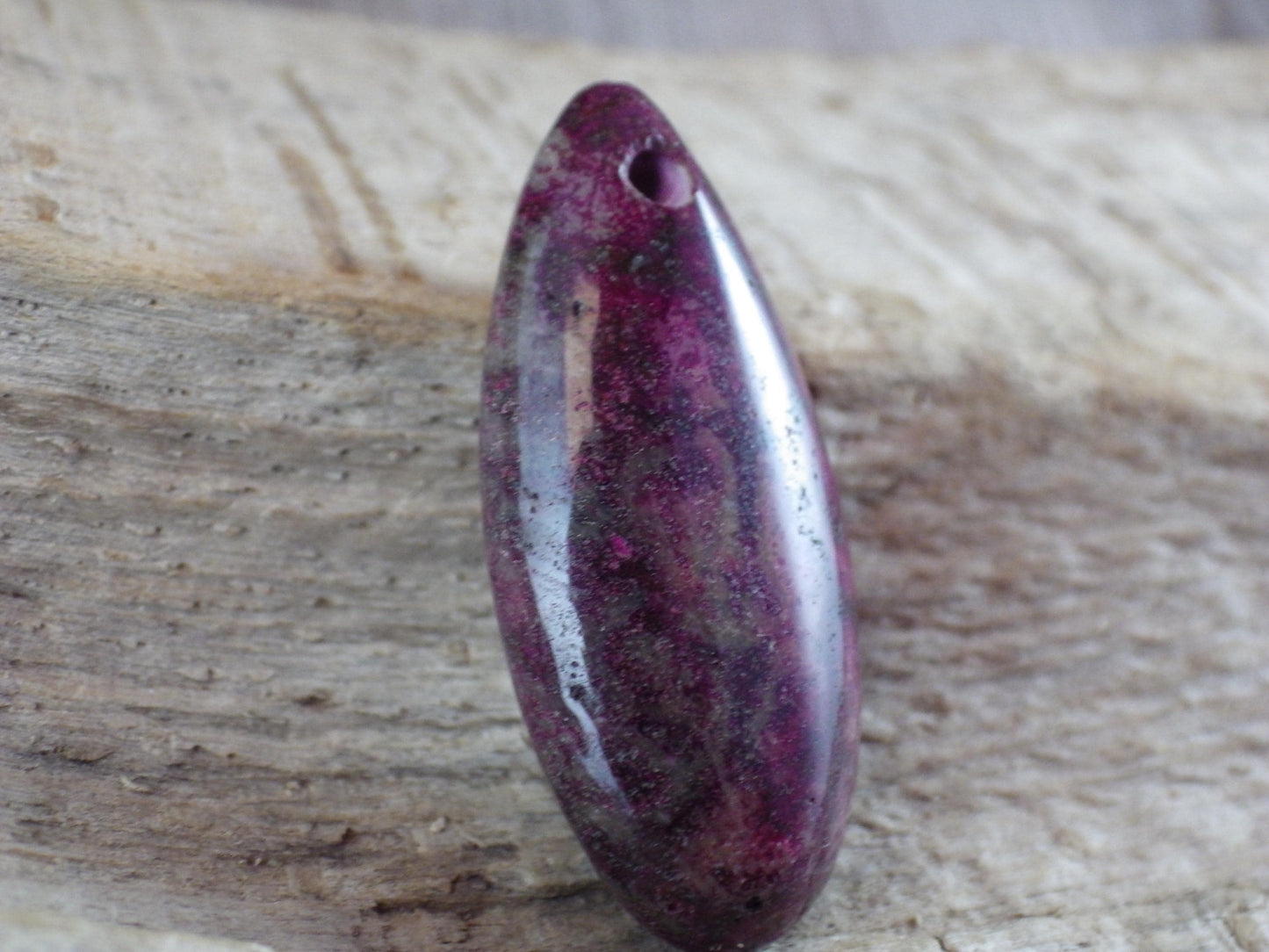 Mookaite Jasper Teardrop Pendant 35x15mm A8