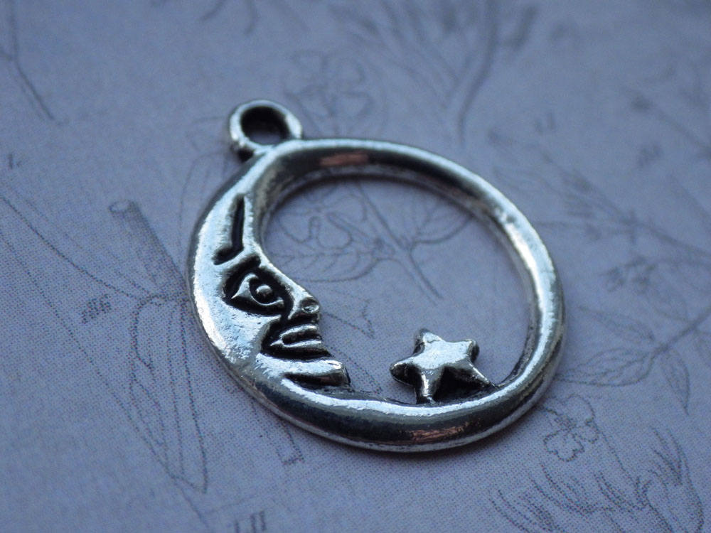 13 x Silver Sun Moon Stars Charms Pendants, Mixed Celestial Bracelet Charms Set, Pagan Wicca Wiccan Witchy Jewellery Making Supplies UK Shop
