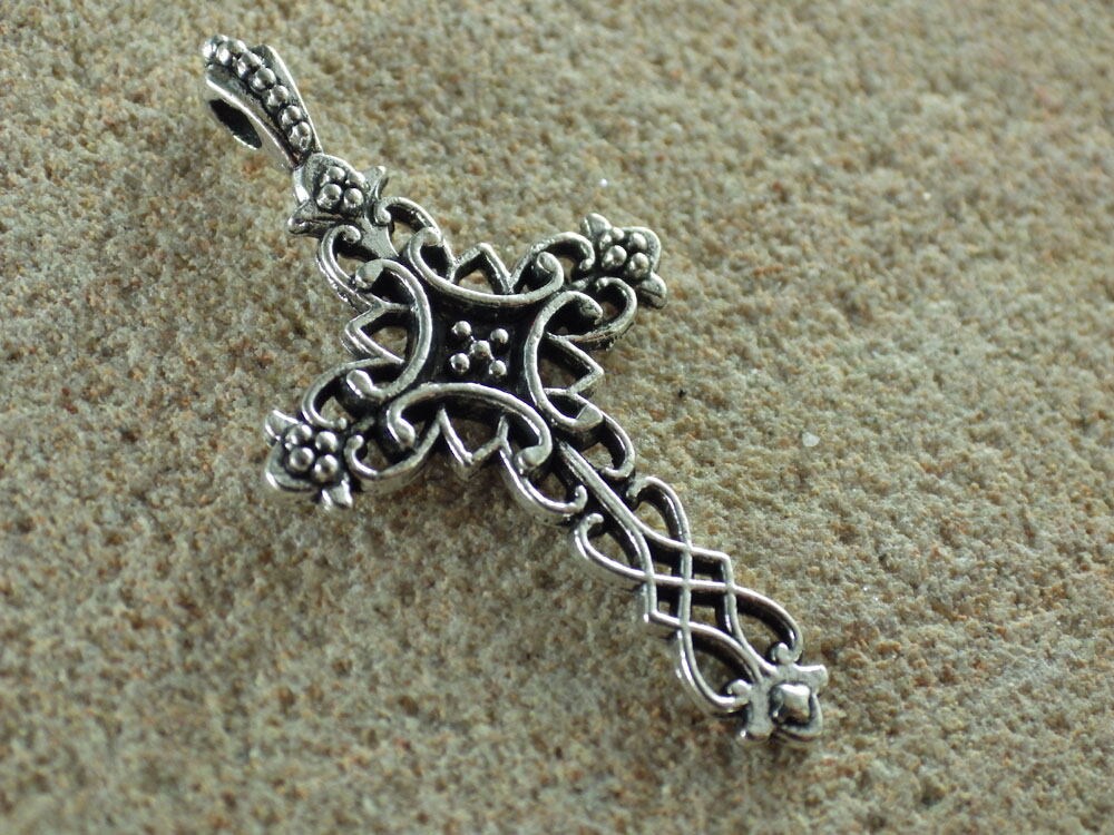 16 x Mixed Triquetra Triskele Trinity Knot, Celtic Cross, Spiral Of Life, Celtic Goddess, Mixed Silver Celtic Charms, BULK Celtic Pendants