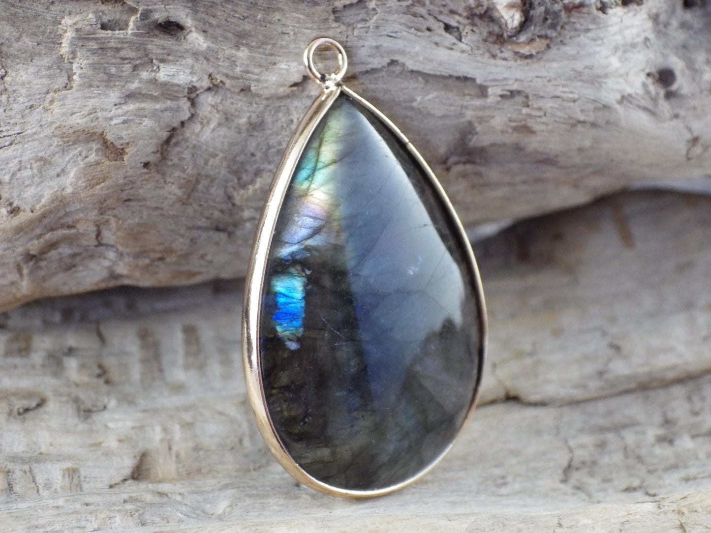 Labradorite Teardrop Pendant 36x25mm, Semi Precious Gemstone, L8