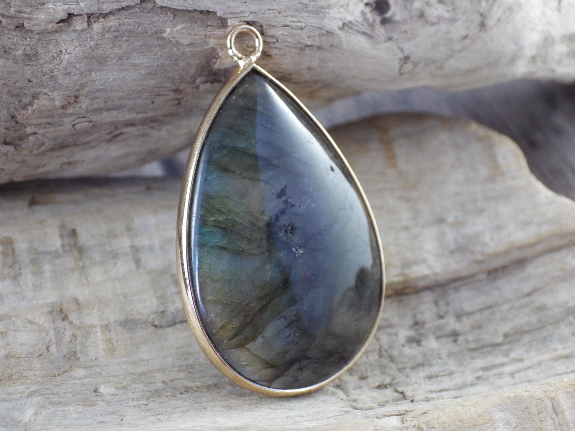 Labradorite Teardrop Pendant 36x25mm, Semi Precious Gemstone, L8