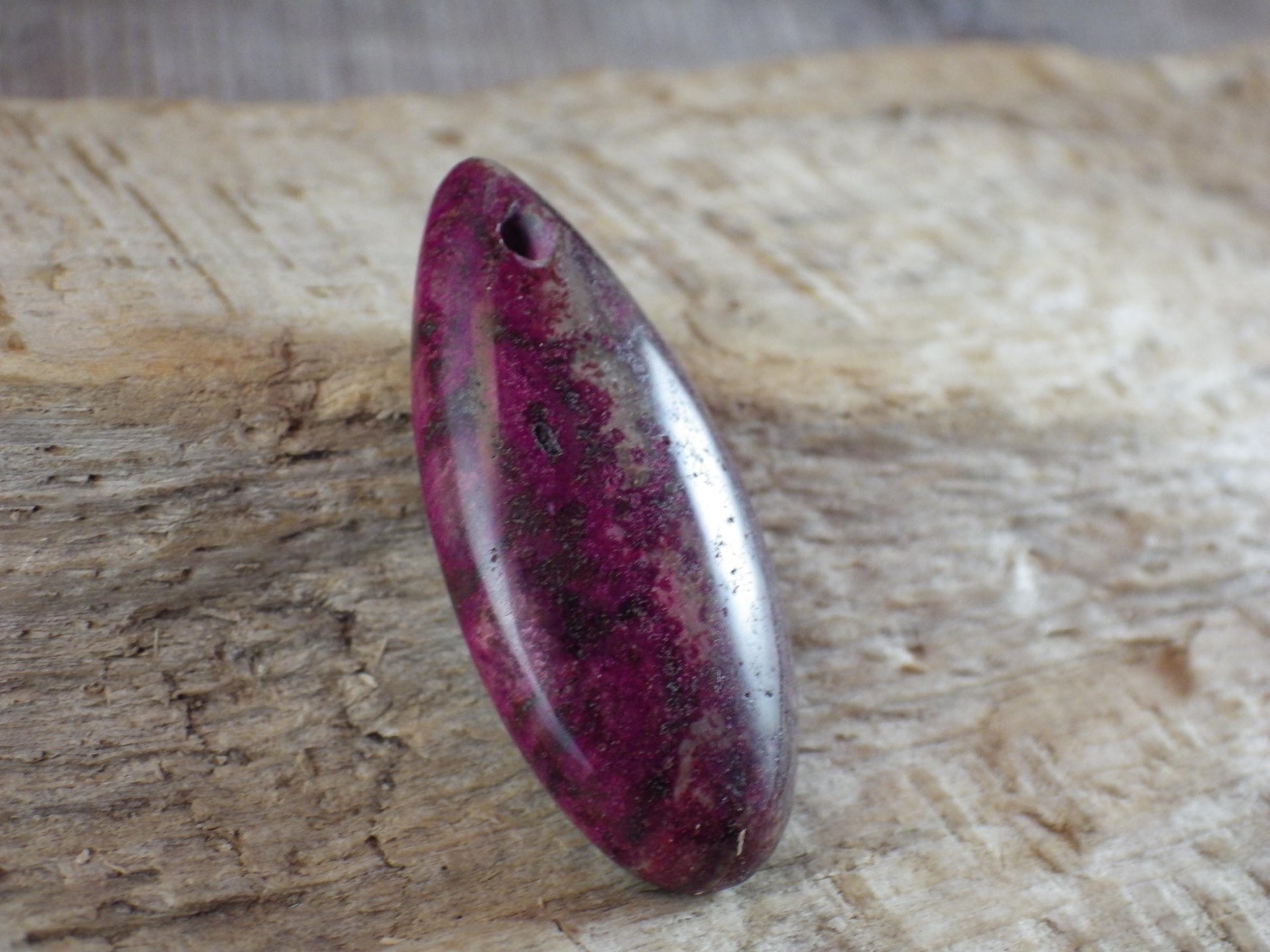 Mookaite Jasper Teardrop Pendant 35x15mm A8