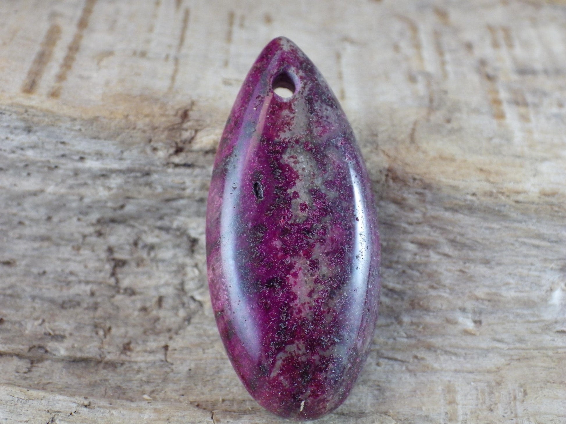 Mookaite Jasper Teardrop Pendant 35x15mm A8