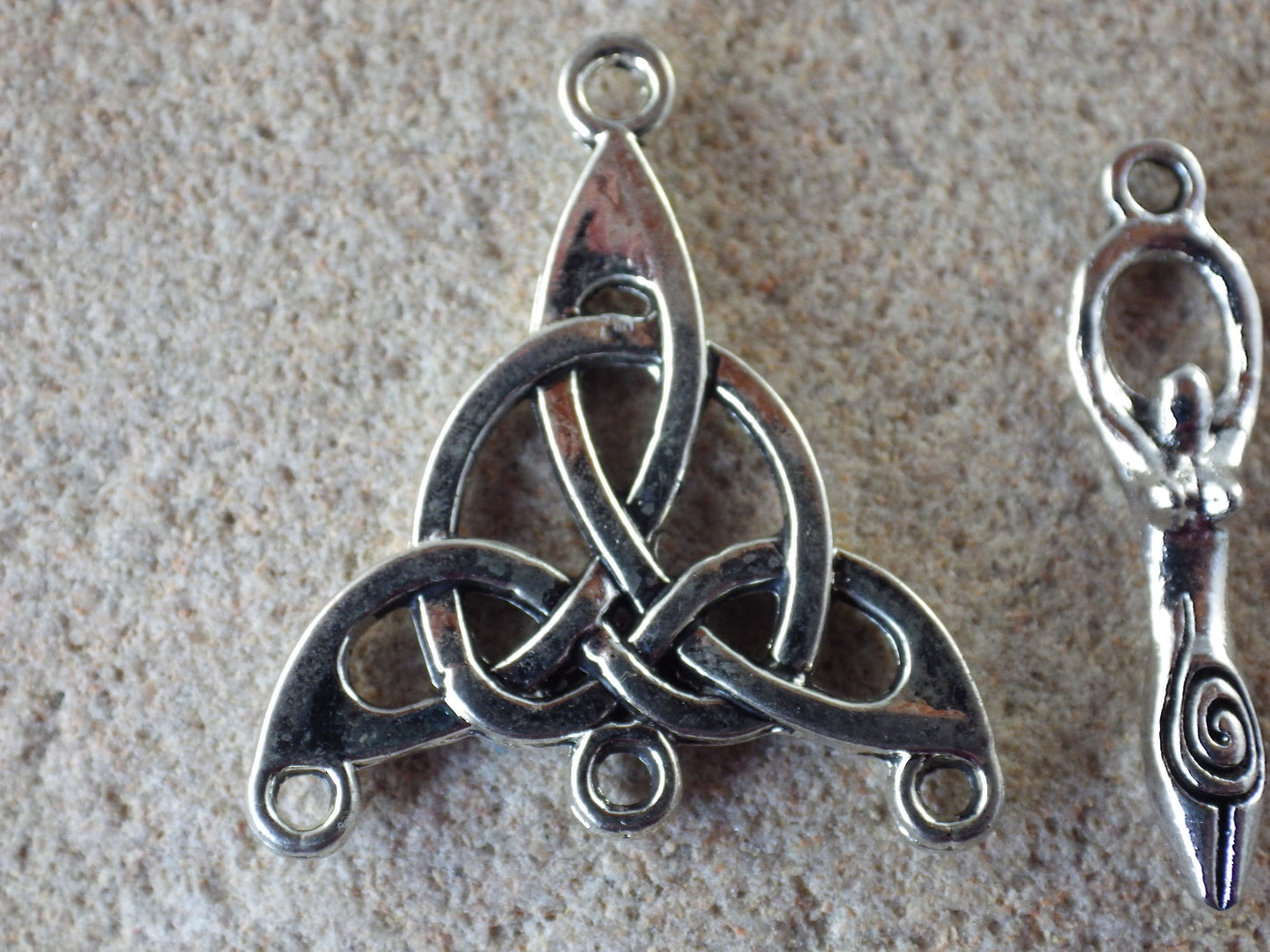 16 x Silver Celtic Charms Pendants, Triquetra Triskele Trinity Knot, Celtic Cross Spiral Of Life Celtic Goddess, Wiccan Pagan Craft Supplies