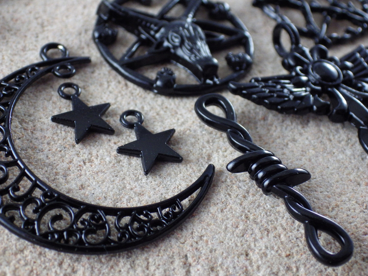 24 x Mixed Pagan Large Black Enamel Charms Pendants, Wiccan Gothic Occult Witchy Necklace Charms Set, Pentagram Moon Dagger Raven