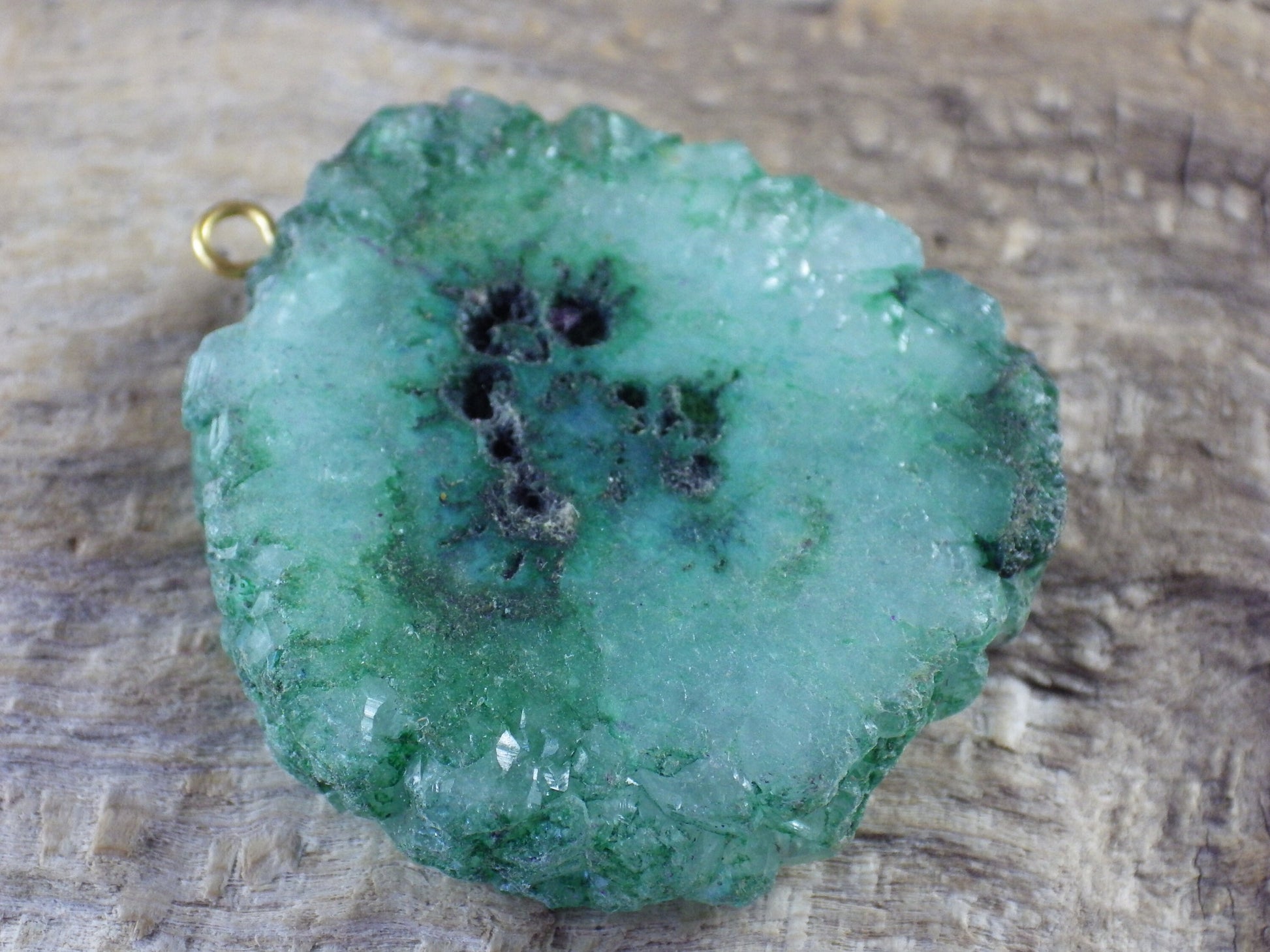Emerald Green Druzy Quartz Geode Slice, Semi Precious Gemstone Pendant, 34x33mm Designer's Loose Stone, Focal Bead, Jewelry Making T3