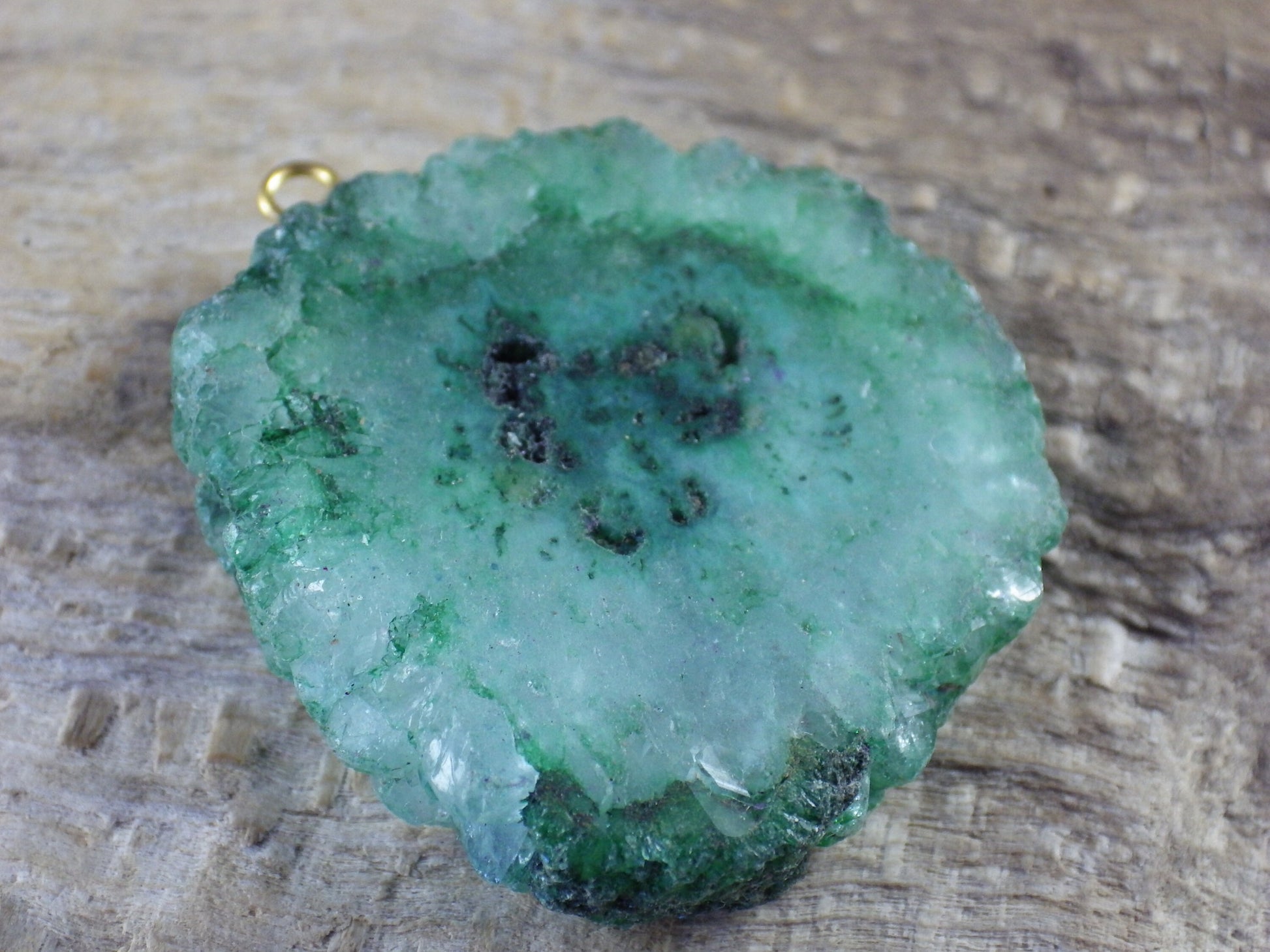 Emerald Green Druzy Quartz Geode Slice, Semi Precious Gemstone Pendant, 34x33mm Designer's Loose Stone, Focal Bead, Jewelry Making T3