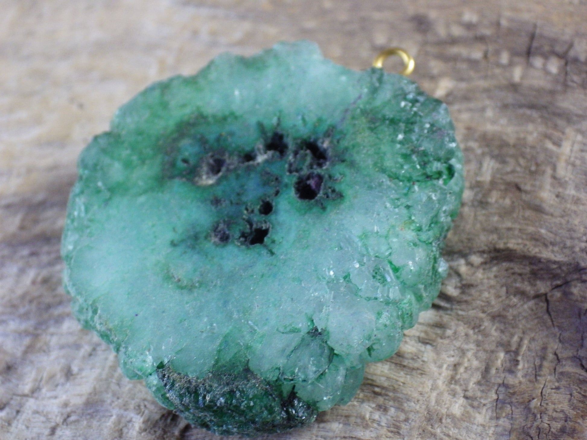 Emerald Green Druzy Quartz Geode Slice, Semi Precious Gemstone Pendant, 34x33mm Designer's Loose Stone, Focal Bead, Jewelry Making T3