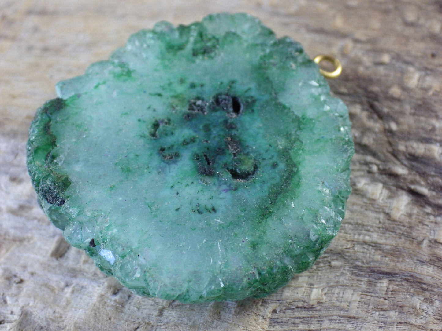 Emerald Green Druzy Quartz Geode Slice, Semi Precious Gemstone Pendant, 34x33mm Designer's Loose Stone, Focal Bead, Jewelry Making T3