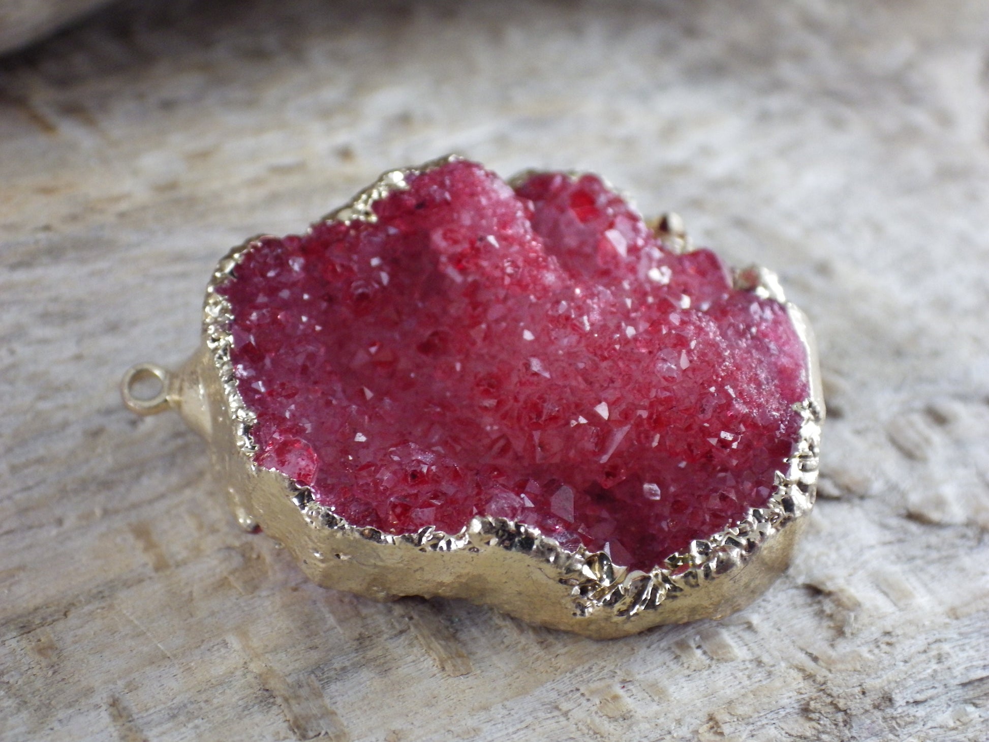 Red Druzy Quartz Geode Crystal Pendant, 34x25mm Semi Precious Gemstone, Focal Bead Loose Stone, Jewelry Making Supplies, UK T5