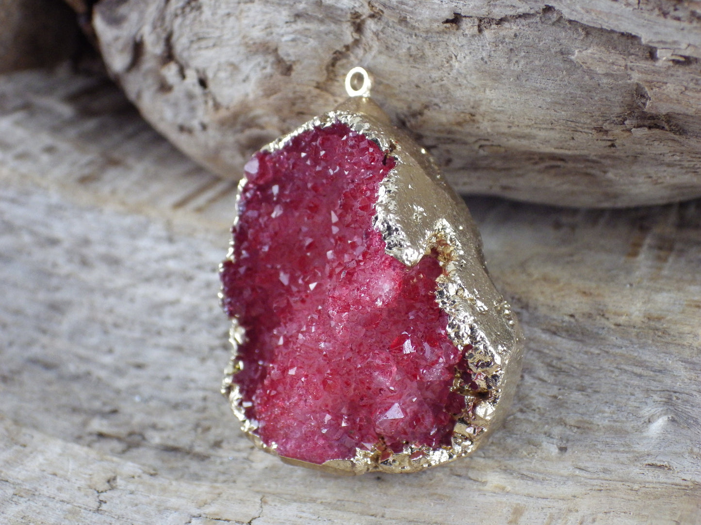 Red Druzy Quartz Geode Crystal Pendant, 34x25mm Semi Precious Gemstone, Focal Bead Loose Stone, Jewelry Making Supplies, UK T5