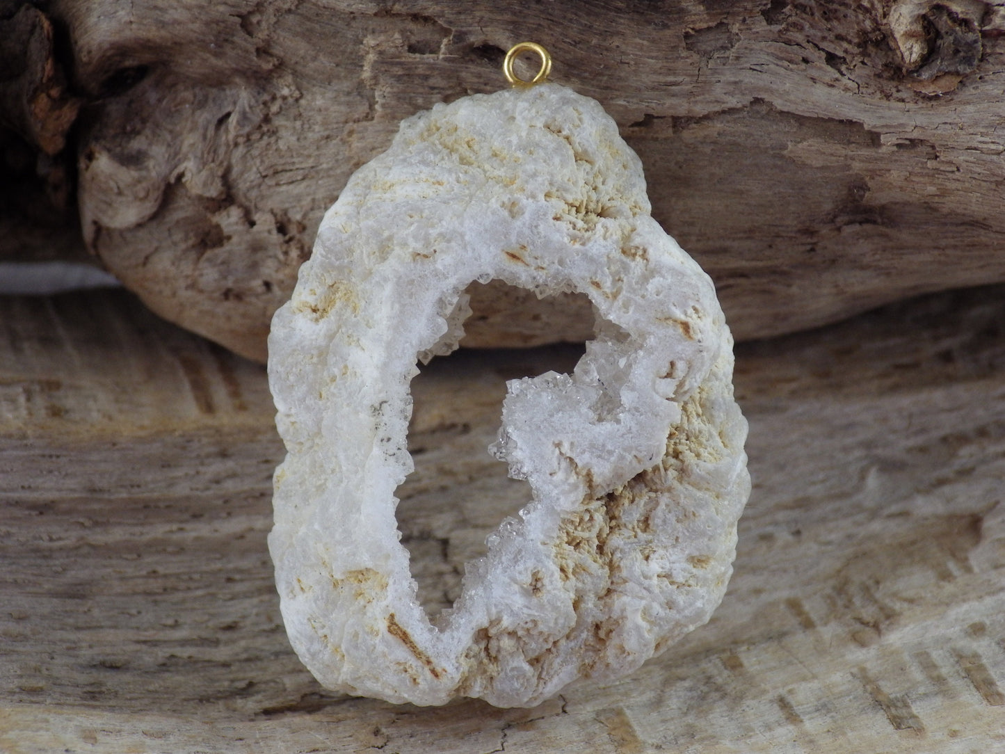 White Druzy Quartz Geode Crystal Slice Pendant, Semi Precious Gemstone, 43x33mm Loose Stone, Focal Bead, Jewelry Making Supplies, UK T5
