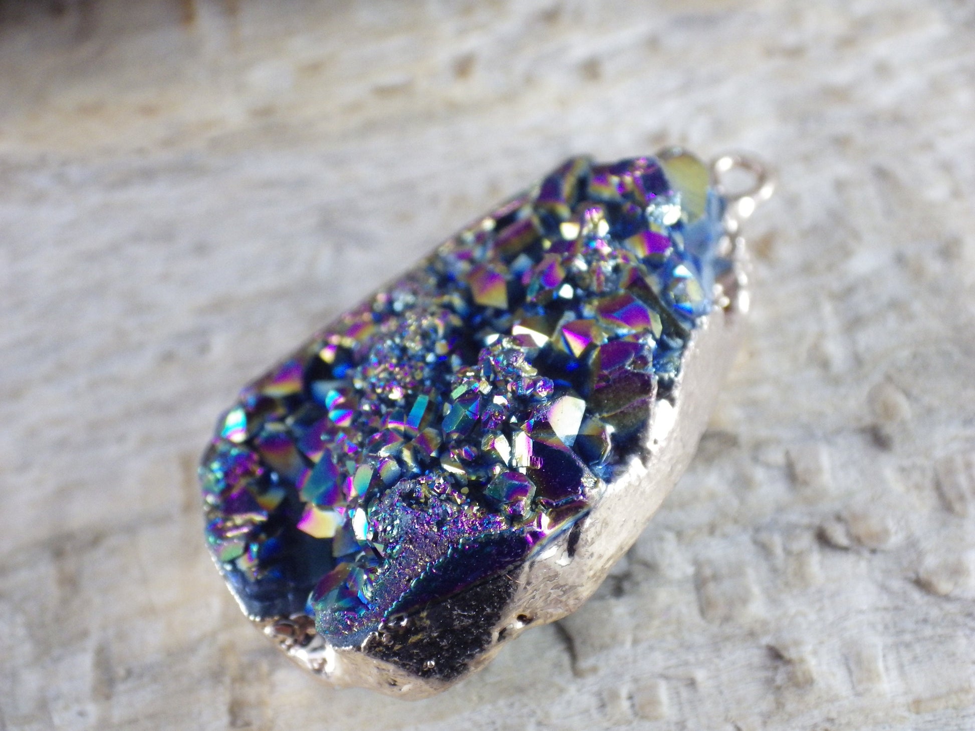 Druzy Quartz Geode Crystal Teardrop Pendant, 38x23mm Semi Precious Gemstone, Focal Bead Loose Stone, Jewelry Making Supplies, UK T2